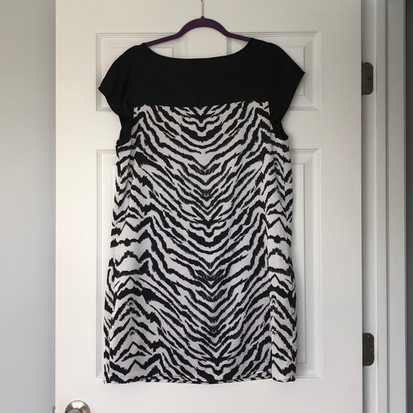 Express - Silky Dress - Picture 3 of 3